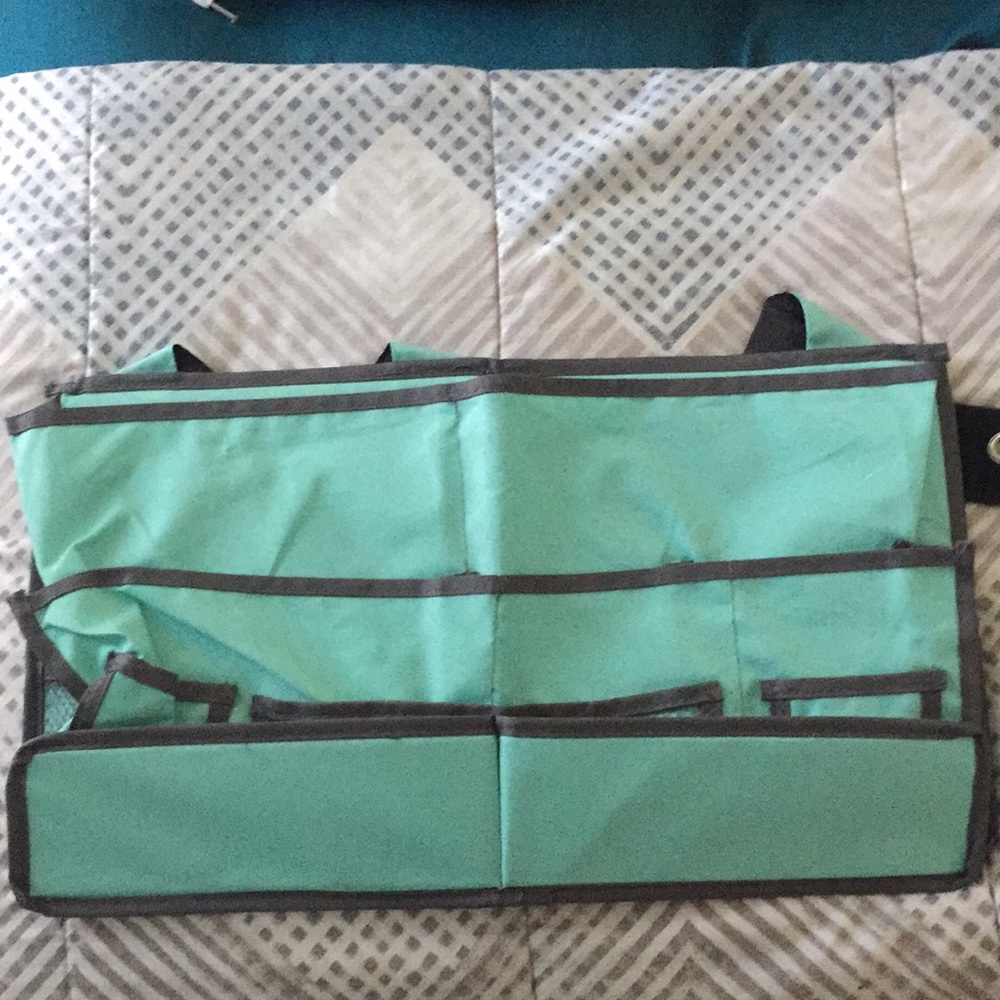 Extra storage pocket
